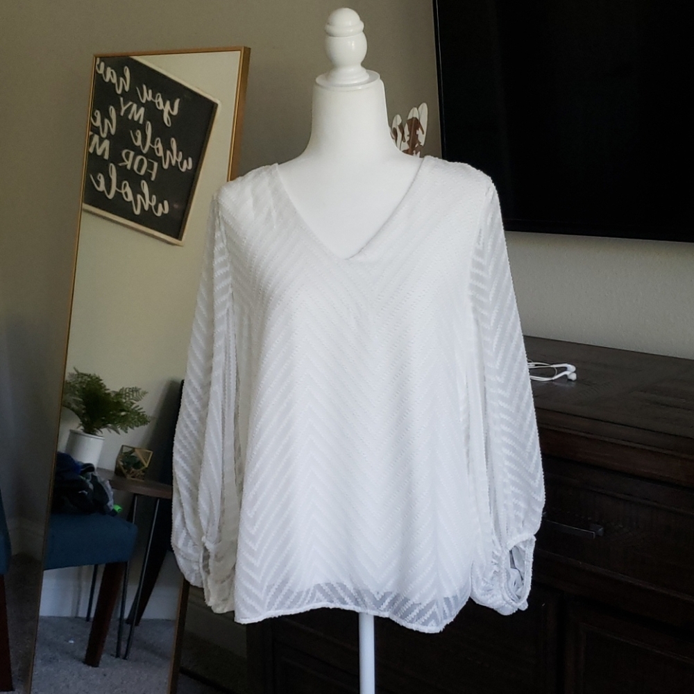 White long sleeve blouse